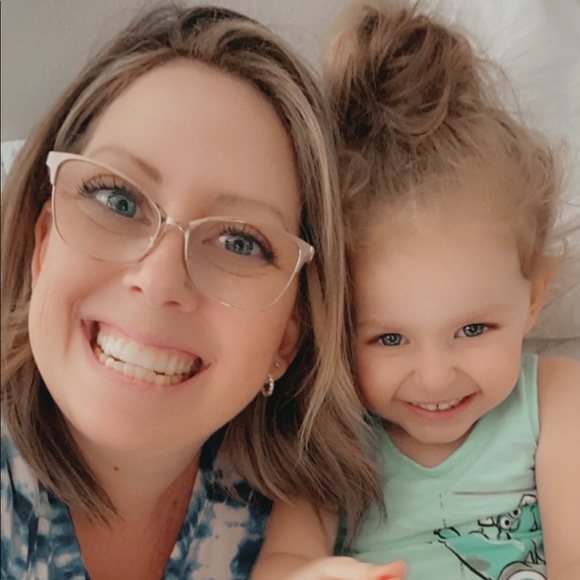 Meet your Posher, Katie - Picture 1 of 1